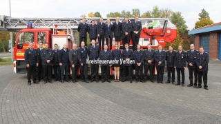 Gruppenbild Truppmann in Achim. Gruppenbild Truppmann in Achim.