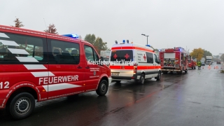 Während der Löscharbeiten blieb die Weserstraße komplett gesperrt.