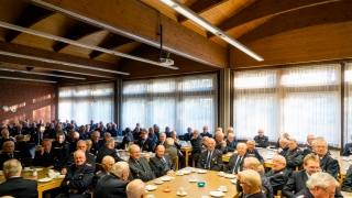Volles Haus in der Feuerwehrtechnischen Zentrale – 130 Senioren waren der Einladung zum 34. Seniorennachmittag gefolgt.