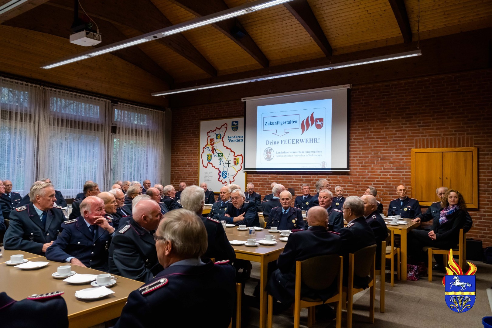 Volles Haus in der Feuerwehrtechnischen Zentrale – 135 Senioren waren der Einladung zum 35. Seniorennachmittag gefolgt.