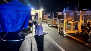 Dekontaminationsstelle für die eingesetzten Atemschutzgeräteträger.