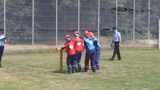 Anlegen von Knoten und Stiche