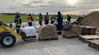 Einsatz der Kreisfeuerwehrbereitschaften Cuxhaven und Diepholz.