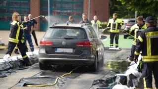 Übung Hygieneschleuse.