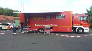Ebenfalls kann er als Ersatz für die Einsatzleitstelle dienen, wie vor einigen Jahren bei einer Evakuierung des Kreishauses infolge einer Bombendrohung.