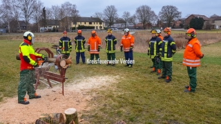 Neben theoretischen Grundlagen besteht der Lehrgang aus vielen praktische Teilen.