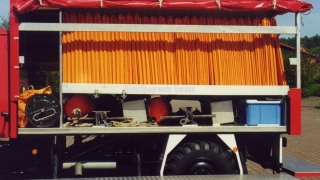 Insgesamt 240 Meter Ölsperre befinden sich auf dem Gerätewagen-Öl.