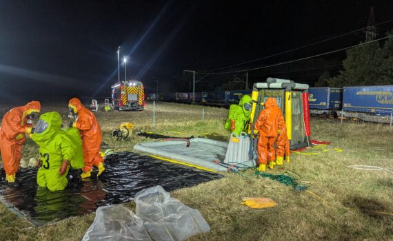 Trupp wird Dekontaminiert